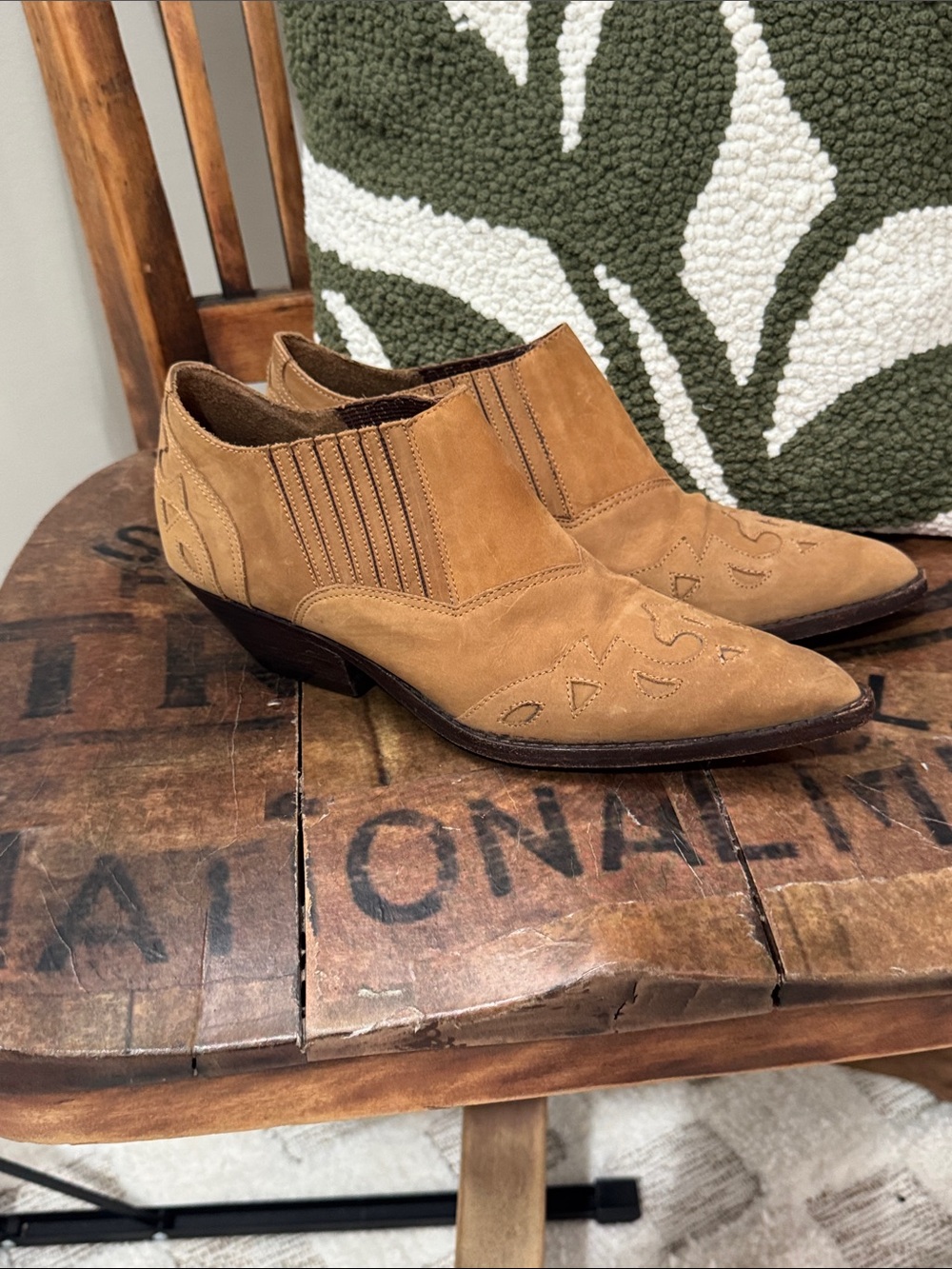 Vintage Circle S Brand Western Leather Ankle Boots 9.5M Tan Cowgirl